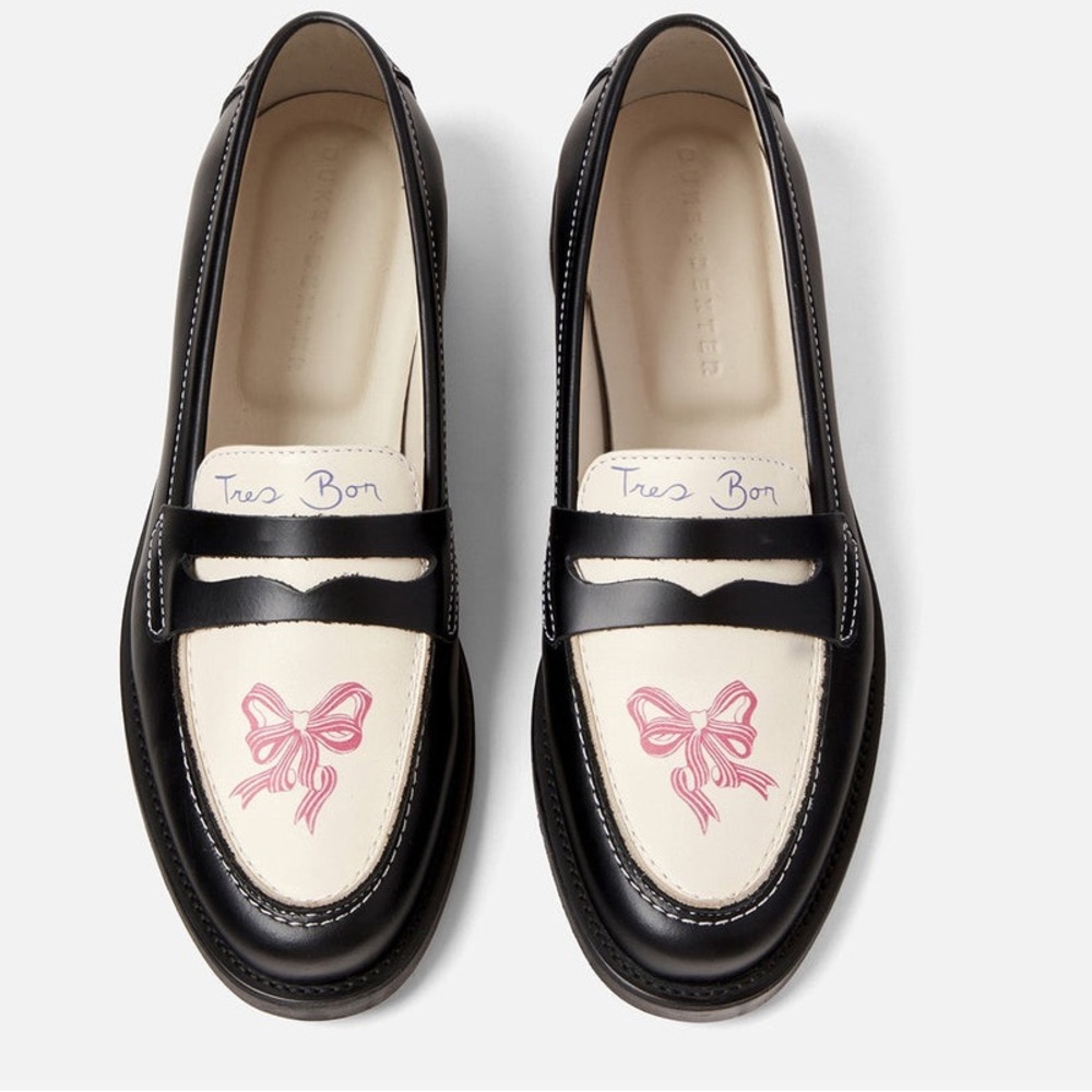 Duke and Dexter.London’s Hottest.Leather.Hand painted Pink Bow.🎀 Tres Bon.